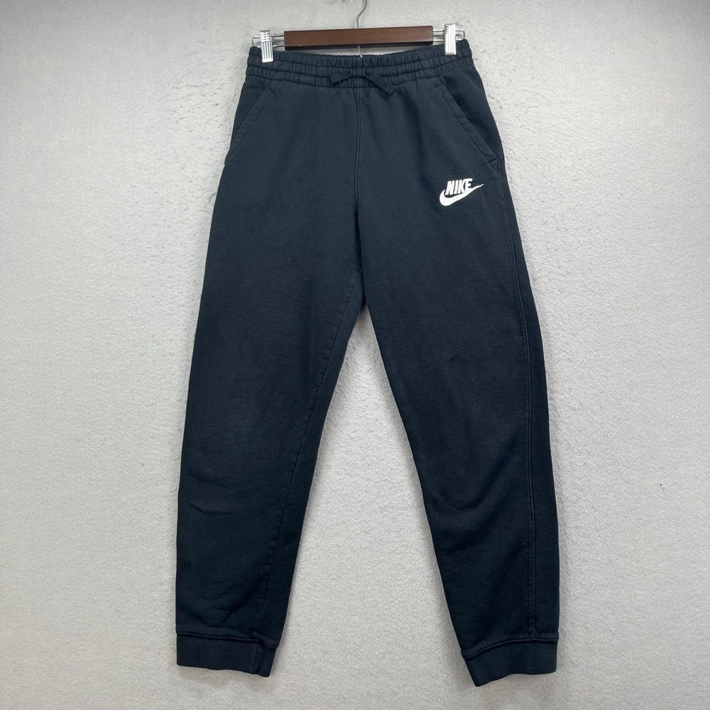 Nike Sportswear Club Fleece Joggers Boys XL Black Tapered Sweatpants Athleisure